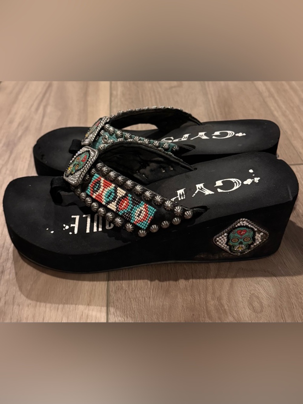 Gypsy Soul Platform Flip-flops Turquoise Skull Rhinestones Beaded Straps Size 8 - Picture 6 of 7